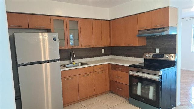 1 of 5 - 6963 Sw 19th St, North Lauderdale, FL