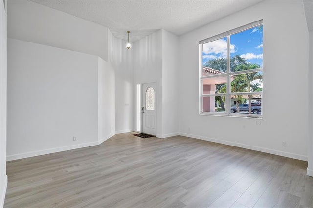 5 of 77 - 9101 N Southern Orchard Rd, Davie, FL