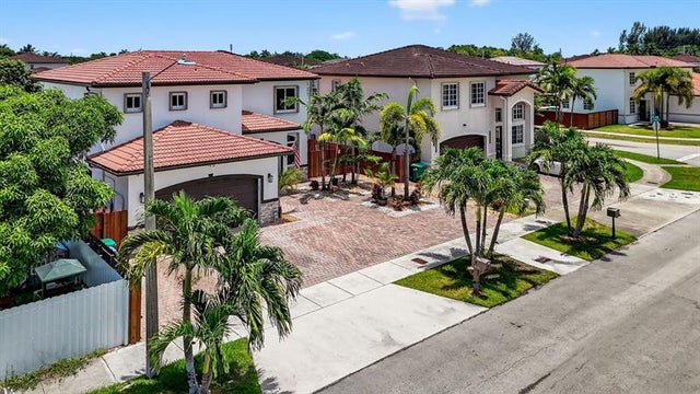 4 of 55 - 18203 Sw 152nd Pl, Miami, FL