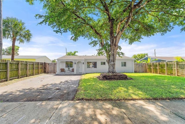 5 of 23 - 6030 Ne 6th Ter, Fort Lauderdale, FL