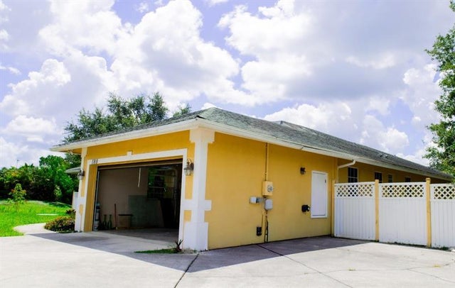 3 of 57 - 180 Sw Oakridge Dr, Port St. Lucie, FL