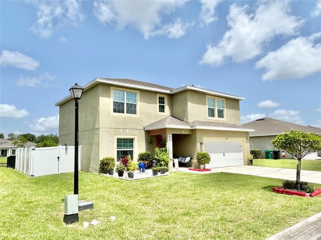 2 of 32 - 5255 Oaklandlake Circle, Fort Pierce, FL