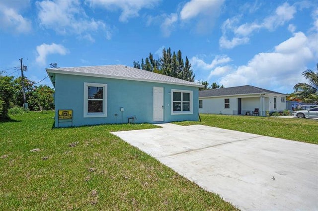 3 of 26 - 1191 Highview Rd, Lantana, FL
