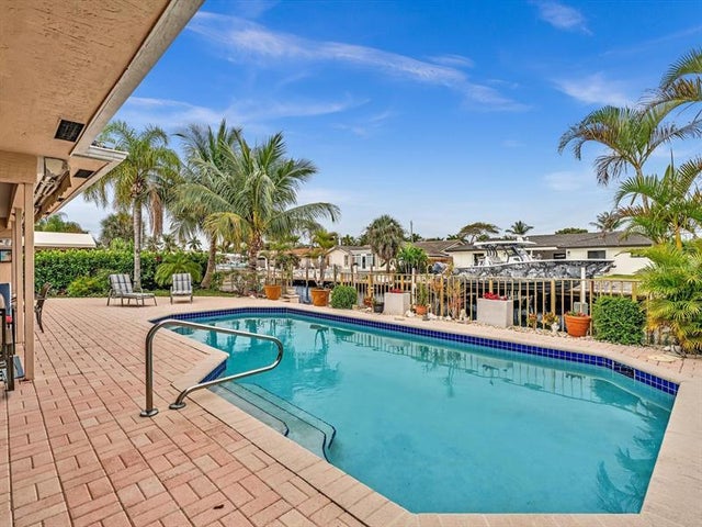 4 of 19 - 1331 Ne 27th Way, Pompano Beach, FL