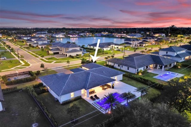 1 of 43 - 10975 N Sierra Ranch Dr, Davie, FL