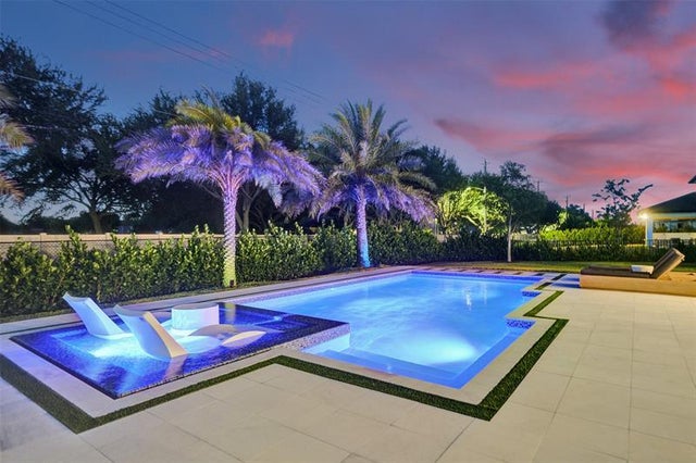 5 of 43 - 10975 N Sierra Ranch Dr, Davie, FL