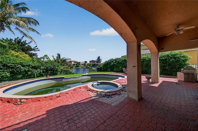 2 of 40 - 13214 Sw 28th St, Miramar, FL