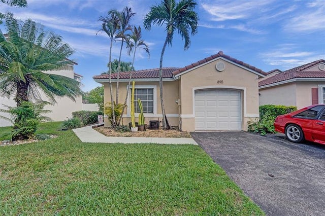 1 of 47 - 895 Sw 180th Ter, Pembroke Pines, FL