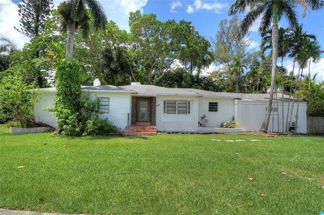 2 of 23 - 1050 Ne 82nd St, Miami, FL