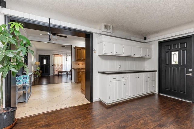 2 of 31 - 2241 Sw 46th Ter, Fort Lauderdale, FL