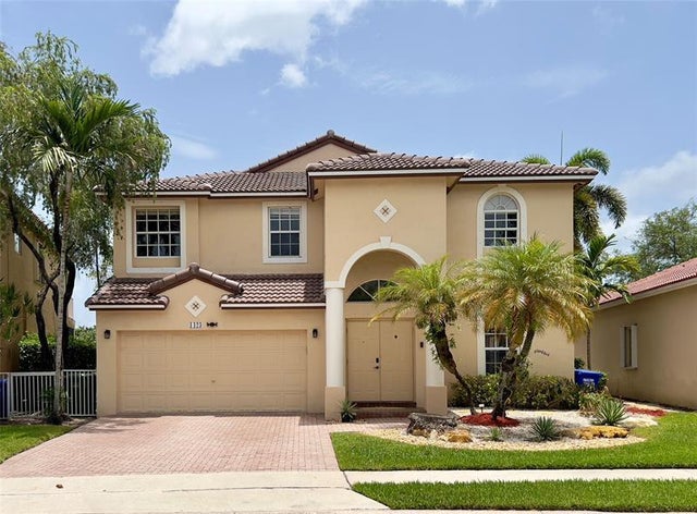 1 of 43 - 1423 Sw 158th Ave, Pembroke Pines, FL