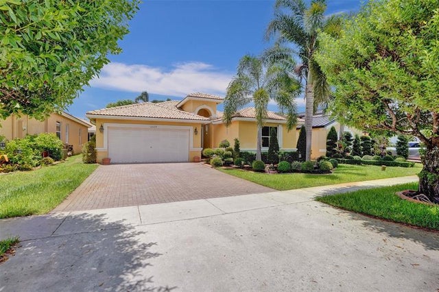 1 of 38 - 13129 Sw 32nd St, Miramar, FL