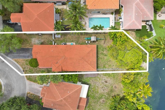 1 of 18 - 13525 Nw 5th Ct, Plantation, FL