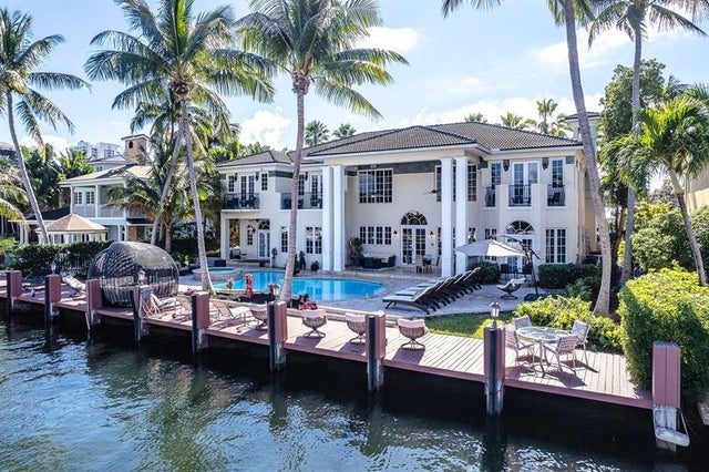 4 of 35 - 7 Pelican Dr, Fort Lauderdale, FL
