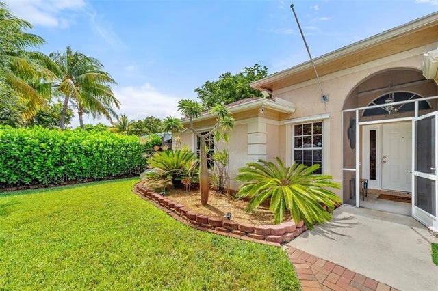 5 of 41 - 1383 Ne 27th St, Pompano Beach, FL
