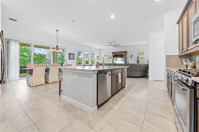 2 of 46 - 1136 Wandering Willow Way, Loxahatchee, FL