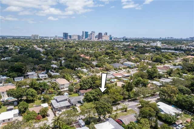 1 of 14 - 801 Sw 18th St, Fort Lauderdale, FL