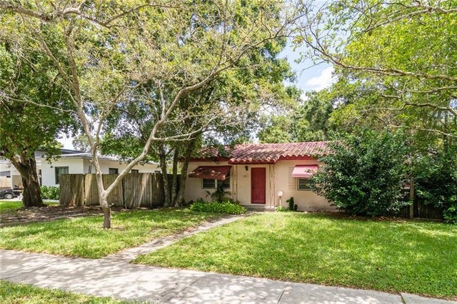 4 of 14 - 801 Sw 18th St, Fort Lauderdale, FL
