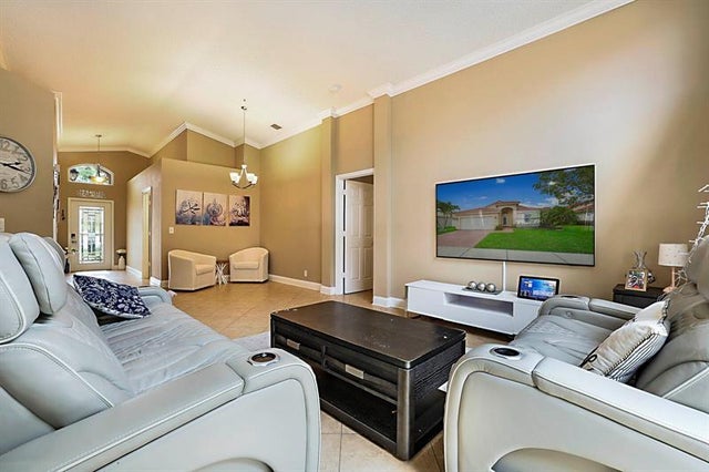 5 of 51 - 18643 Sw 15th St, Pembroke Pines, FL