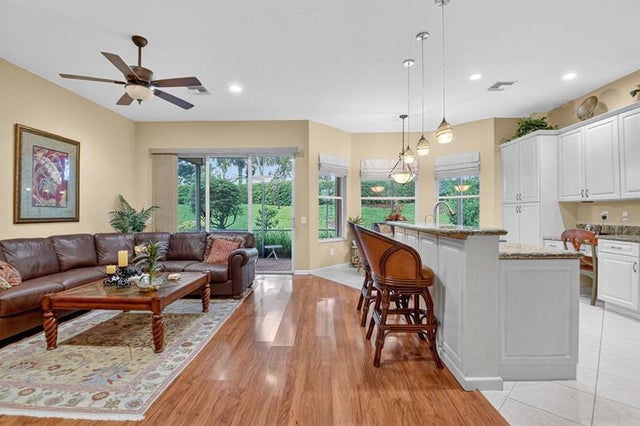 5 of 45 - 7859 Sundial Harbor Pt, Lake Worth, FL