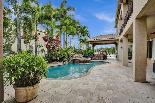 5 of 72 - 9737 Campi Dr, Lake Worth, FL