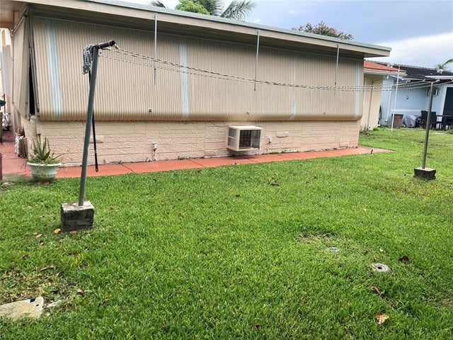 2 of 27 - 6514 Nw 57th Ct, Tamarac, FL