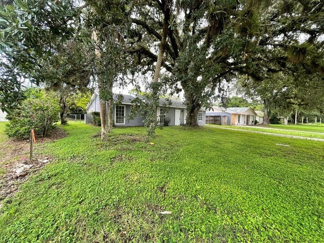 5 of 54 - 4030 School, Labelle, FL