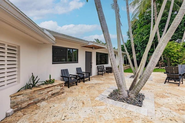 1 of 33 - 1900 Bayview Drive, Fort Lauderdale, FL