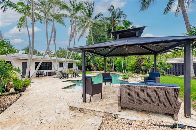 4 of 33 - 1900 Bayview Drive, Fort Lauderdale, FL