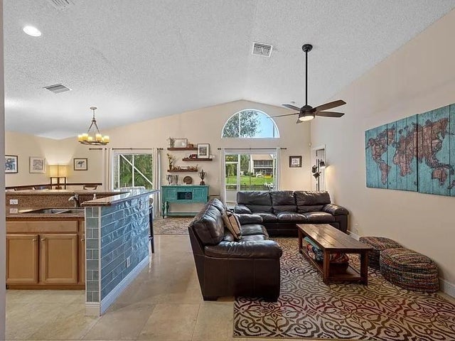 4 of 26 - 12119 Sunset Point Circle, Wellington, FL