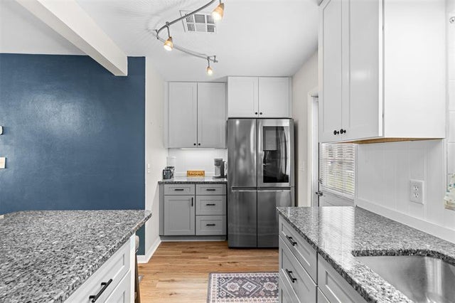 5 of 28 - 2106 36th Ave, Vero Beach, FL
