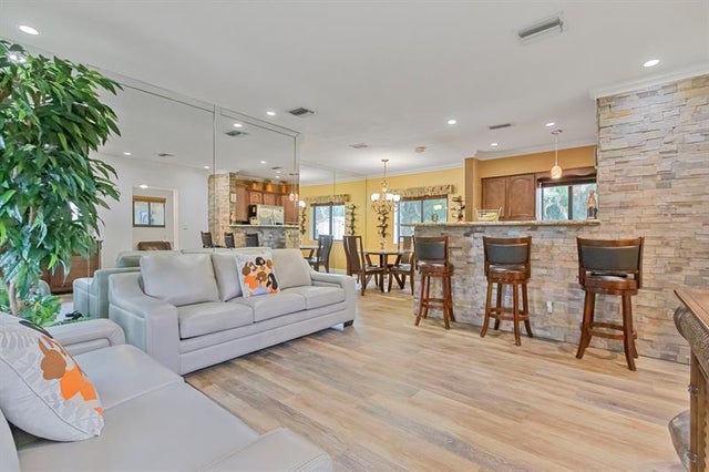 2 of 33 - 936 Nw 13th St, Fort Lauderdale, FL