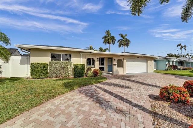 4 of 51 - 351 Se 6th Ave, Pompano Beach, FL