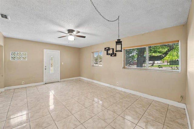 5 of 28 - 1520 Sw 47th Ter, Fort Lauderdale, FL