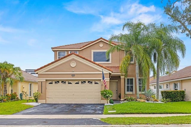 3 of 31 - 695 Falling Water Rd, Weston, FL
