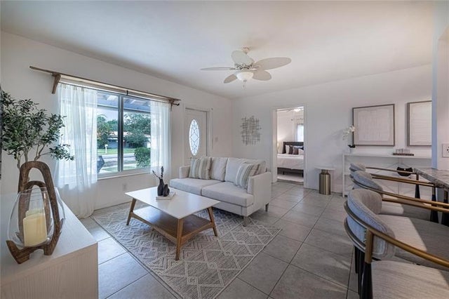 4 of 42 - 1462 Sw 16th Ter, Fort Lauderdale, FL