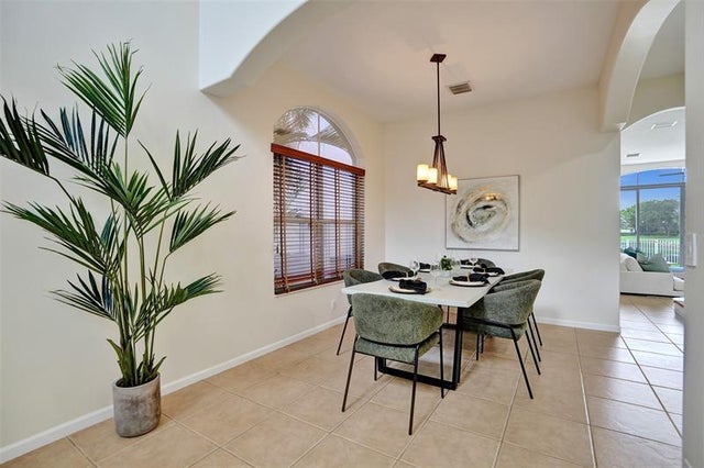 5 of 61 - 4283 S Magnolia Cir, Delray Beach, FL
