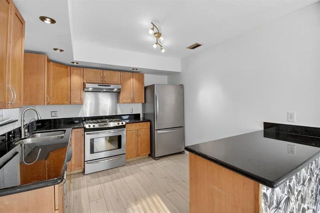 5 of 35 - 1606 Ne 15th Av, Fort Lauderdale, FL
