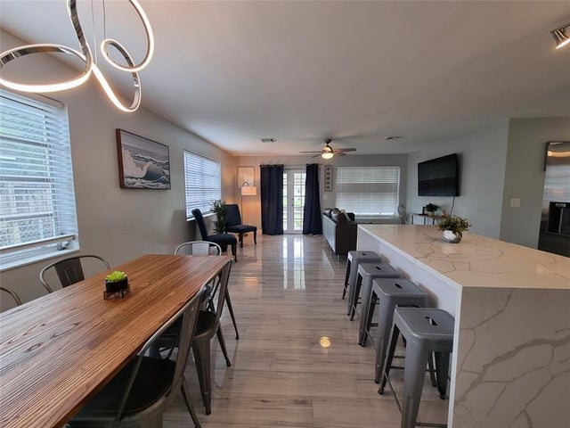 2 of 19 - 4740 Sw 43rd Ave, Fort Lauderdale, FL
