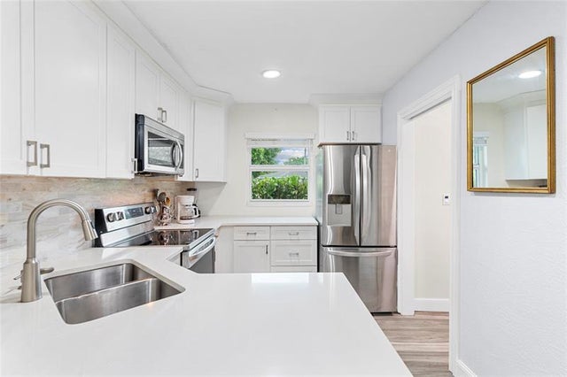 3 of 35 - 254 Nw 2nd Way, Deerfield Beach, FL