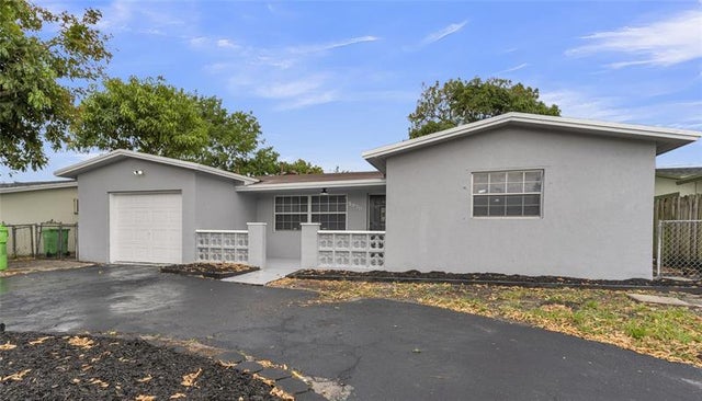 2 of 26 - 5970 Nw 15th St, Sunrise, FL