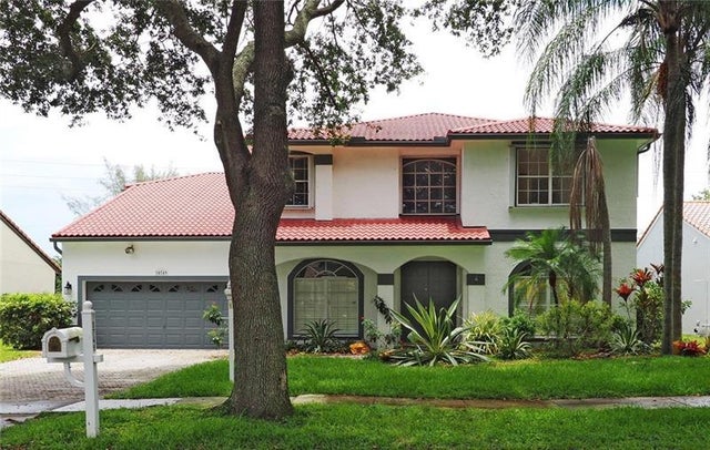 2 of 55 - 10749 Nashville Dr, Cooper City, FL