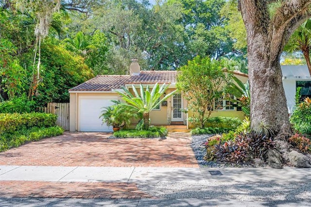 1 of 38 - 1617 Se 2nd St, Fort Lauderdale, FL