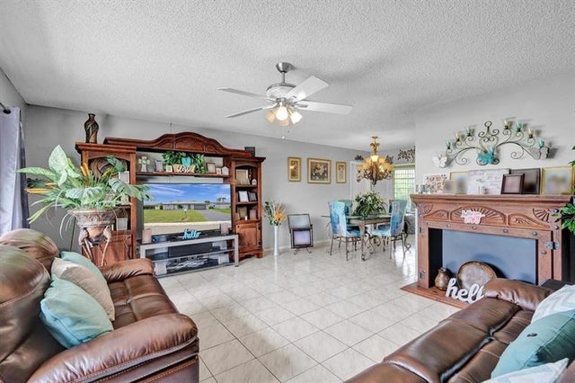 2 of 46 - 9516 Nw 80th Ct, Tamarac, FL