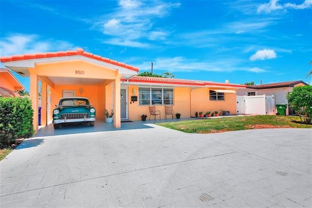 2 of 43 - 8501 Nw 11th Ct, Pembroke Pines, FL