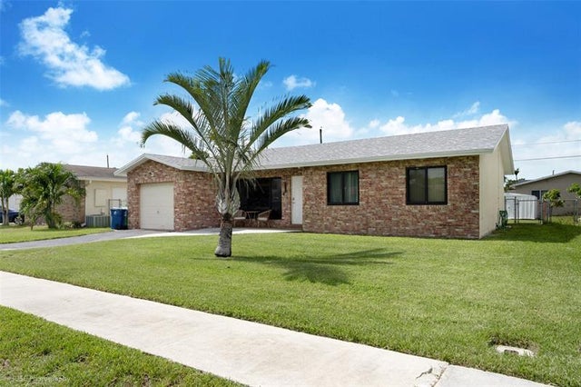 1 of 15 - 11710 Nw 31st St, Sunrise, FL