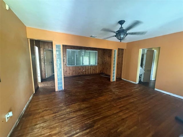 2 of 10 - 340 Carolina Ave, Fort Lauderdale, FL