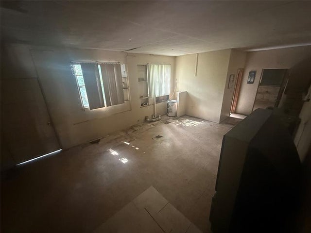 5 of 10 - 340 Carolina Ave, Fort Lauderdale, FL