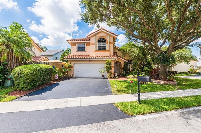 2 of 30 - 6851 Nw 29th Ct, Margate, FL