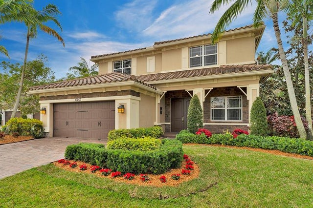 1 of 41 - 10250 Peninsula Pl, Parkland, FL
